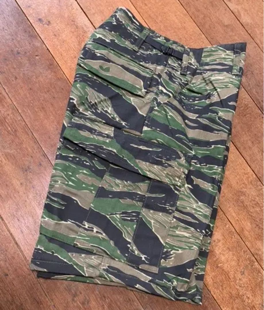 タイガーストライプ迷彩 ハーフパンツ XS アメリカ製未使用