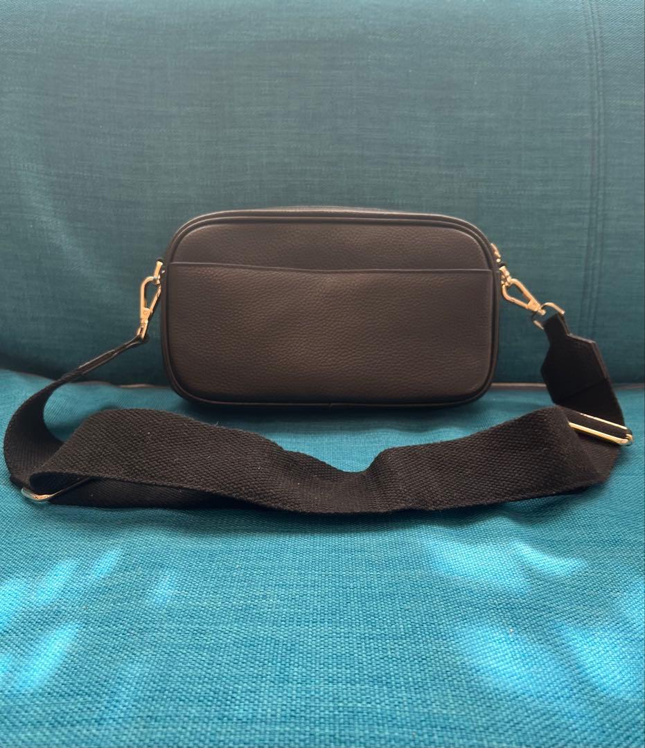 LASIEM ショルダーバッグ　本革