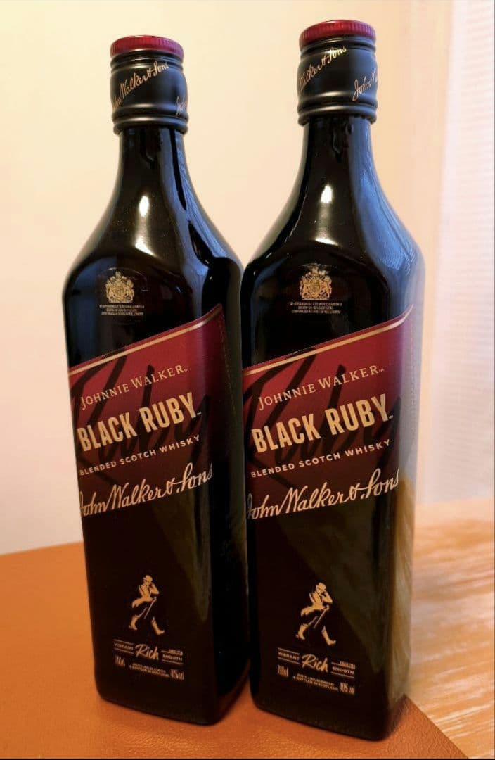 ジョニーウォーカー ブラックルビー 700ml 2本セット - メルカリ