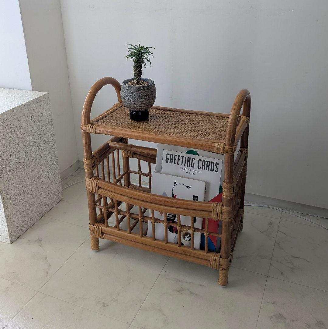 ラタン製 ラック サイド ボード チェスト マガジンラック 藤 ヴィンテージ ラタン製 ラック サイド ボード チェスト マガジンラック 藤 ヴィンテージ