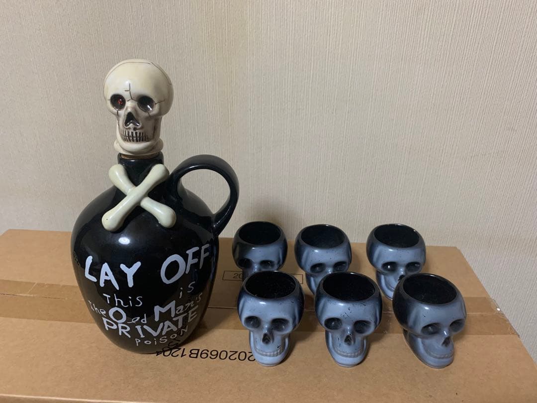 グッドロッキンポイズンボトルヴィンテージ陶器ロカビリー50s