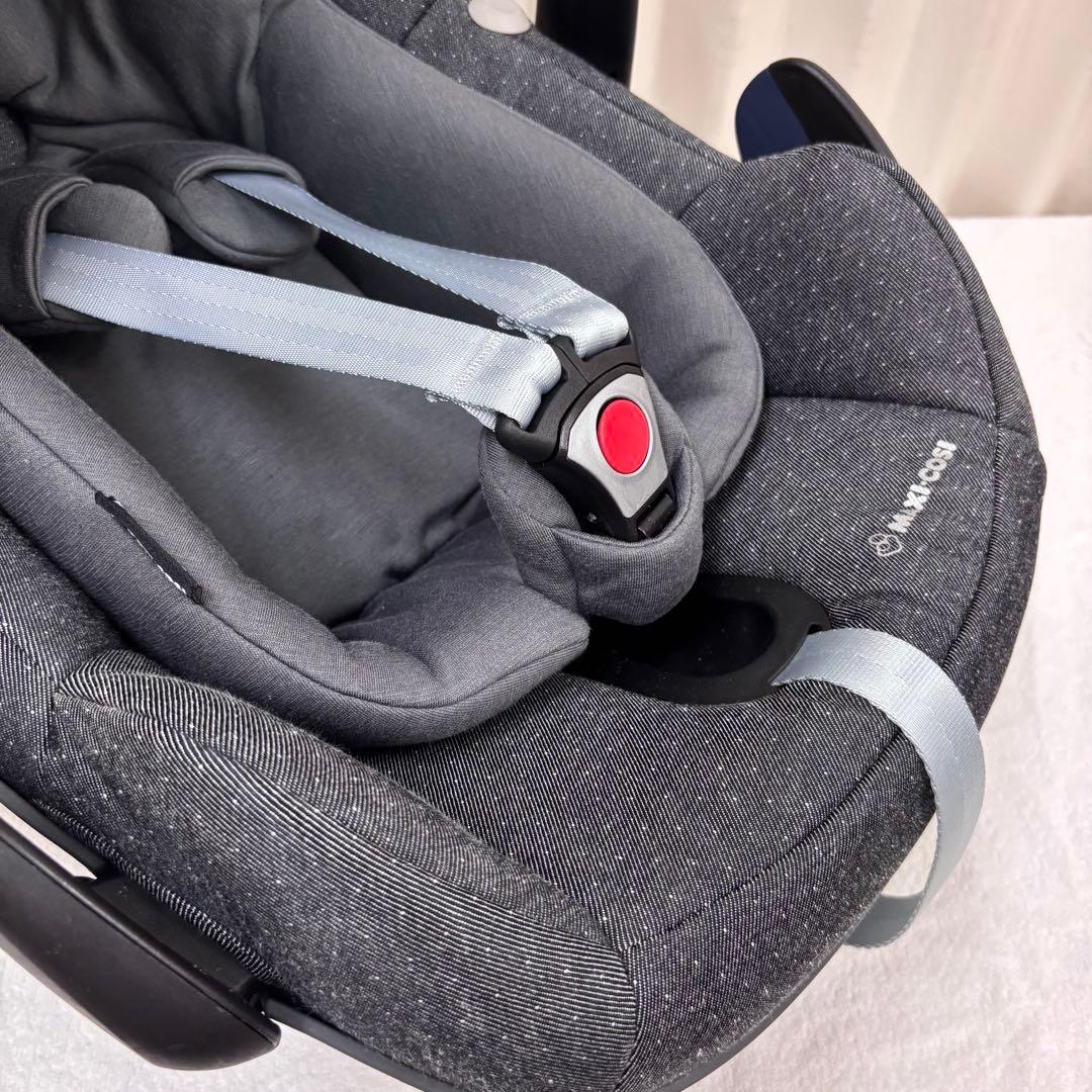 クリーニン☆美品　☆美品☆　新生児OK　マキシコシ　ペブル　プラス　グレー