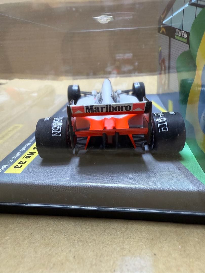 1/43 F1 ミニチャンプス　マクラーレンホンダMP4-7 A.セナ