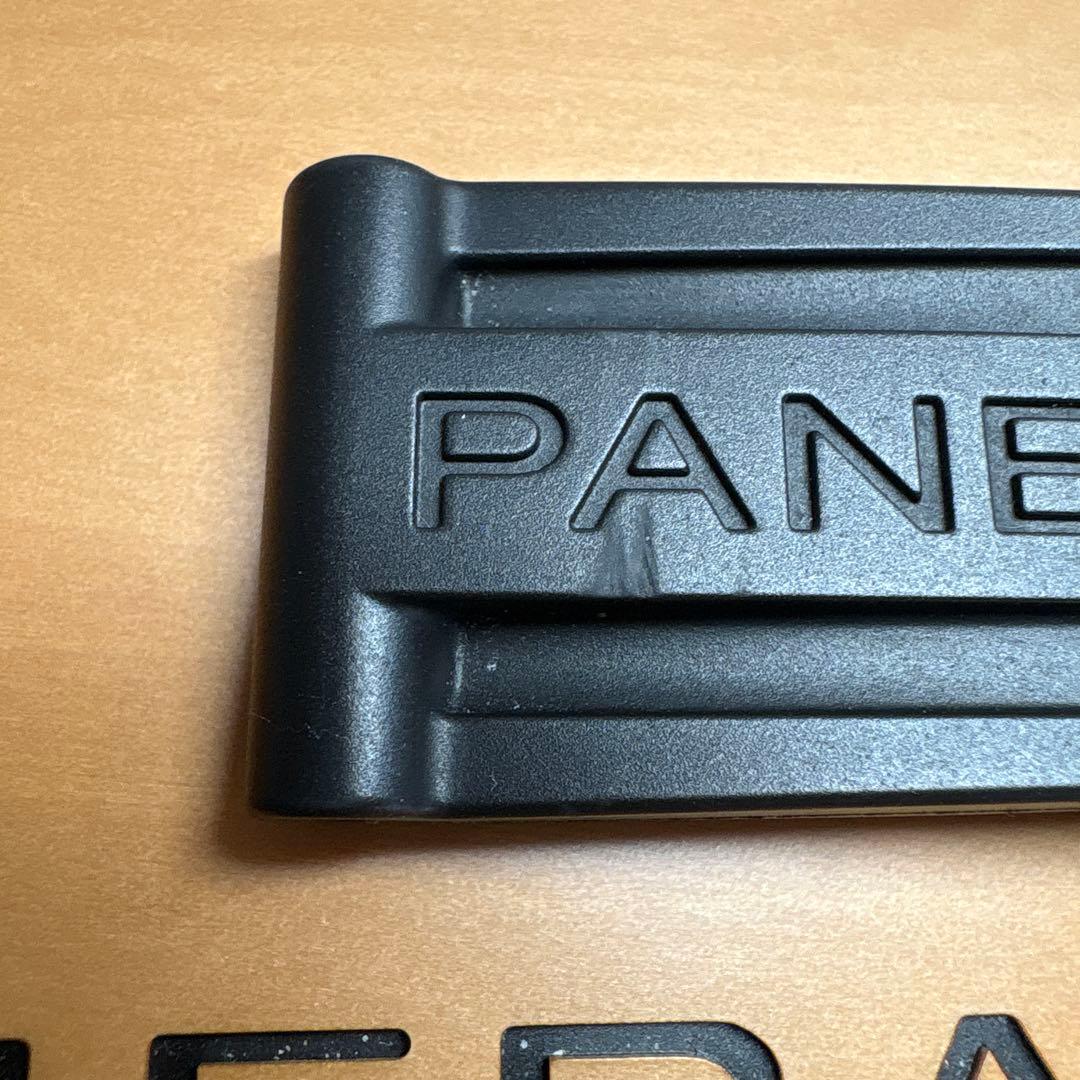 PANERAI OFFICINE ルミノールマリーナ44ミリ用ラバーベルト