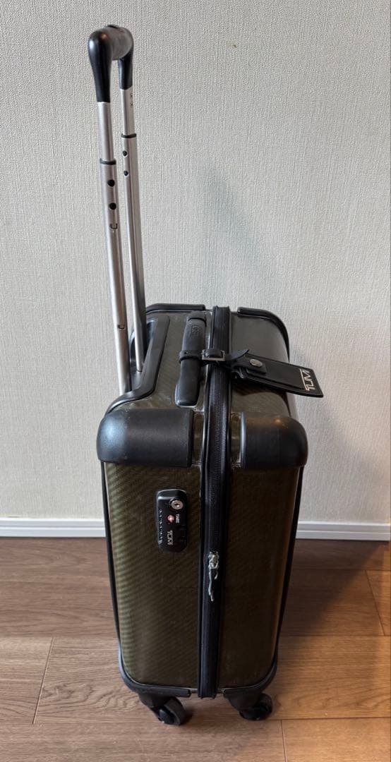 TUMI：キャリーケース TEGRA LITE ／オリーブグリーン