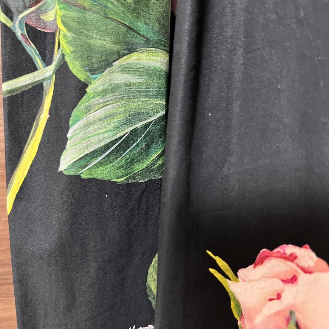 ドルチェアンドガッバーナ　花柄スカート　サイズ42