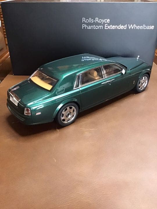 ペニンシュラ東京　1/18 ロールス・ロイス ファントム EWB