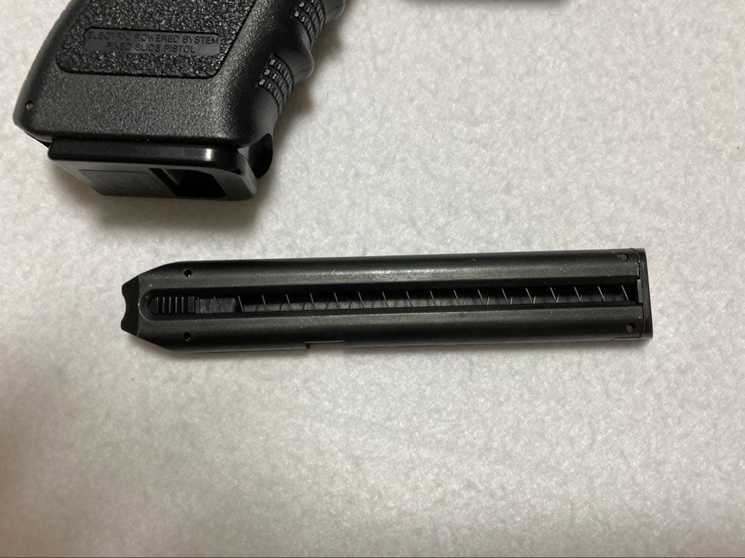 【美品】東京マルイ 電動ガン GLOCK 18C（FULL-SEMI AUTO）