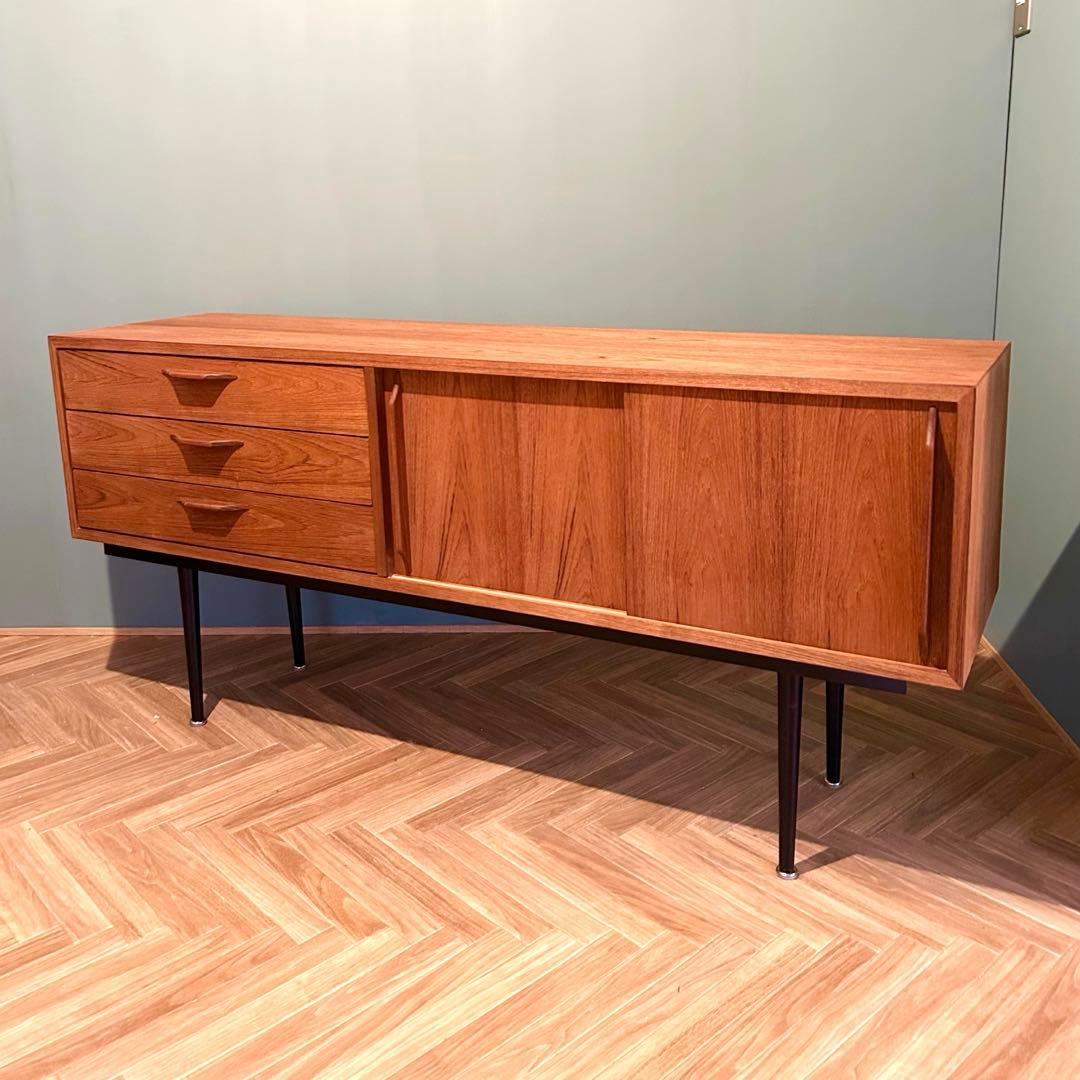 チーク サイドボード チェスト 北欧 ミッドセンチュリー ビンテージ