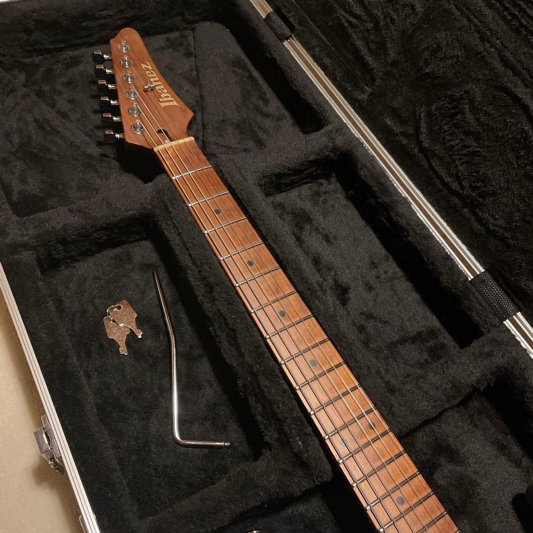 ギター Ibanez Prestige AZ2402 Ice Blue llic