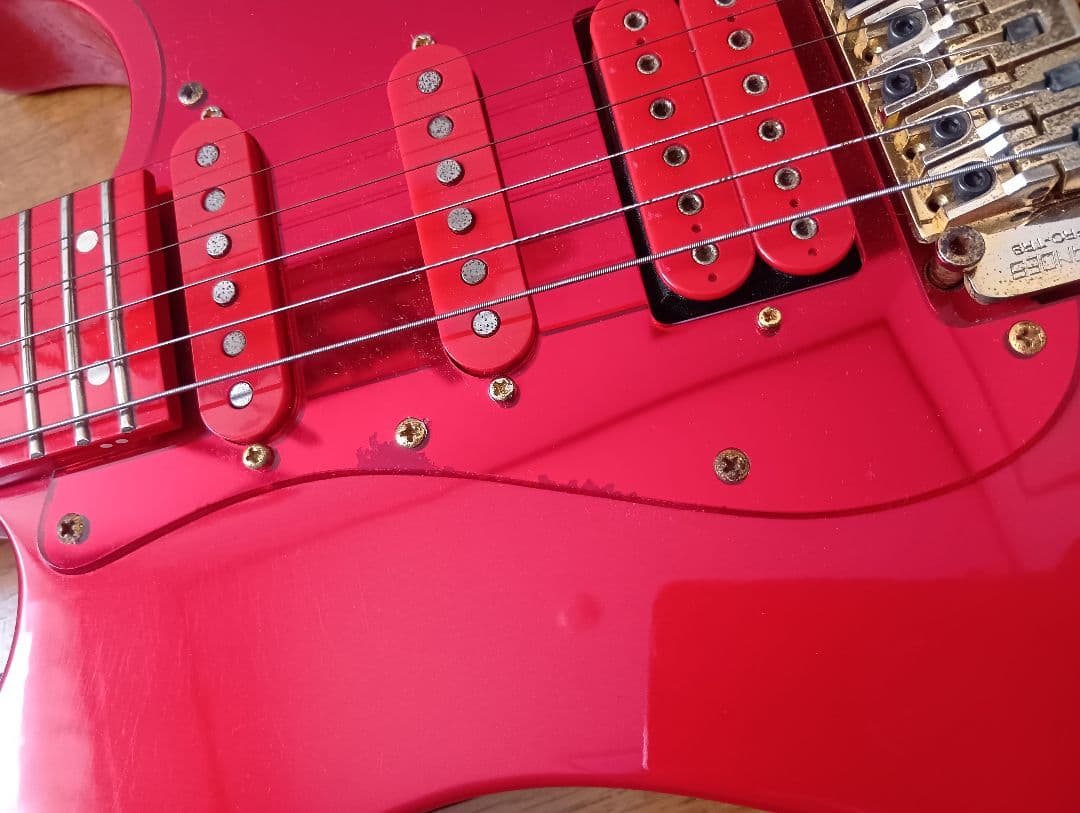 FernandesLA-85KK L'Arc~en~Ciel KENモデル