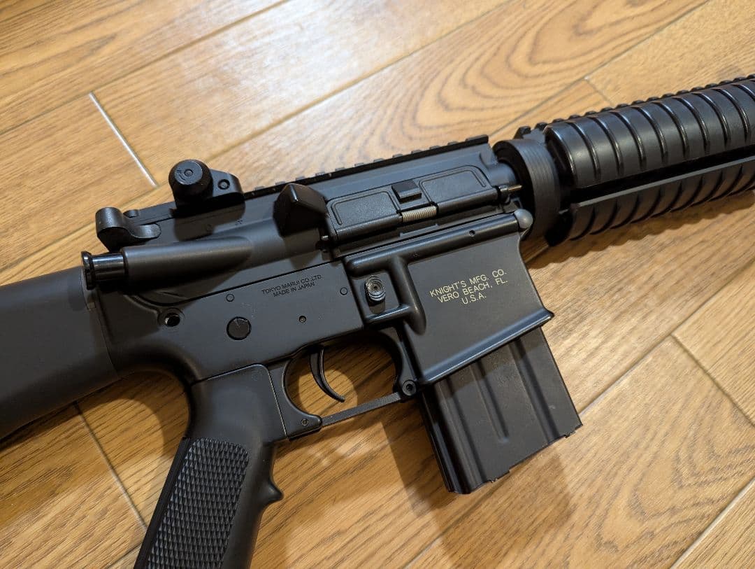 東京マルイ　ナイツ　SR-16 M4カービン