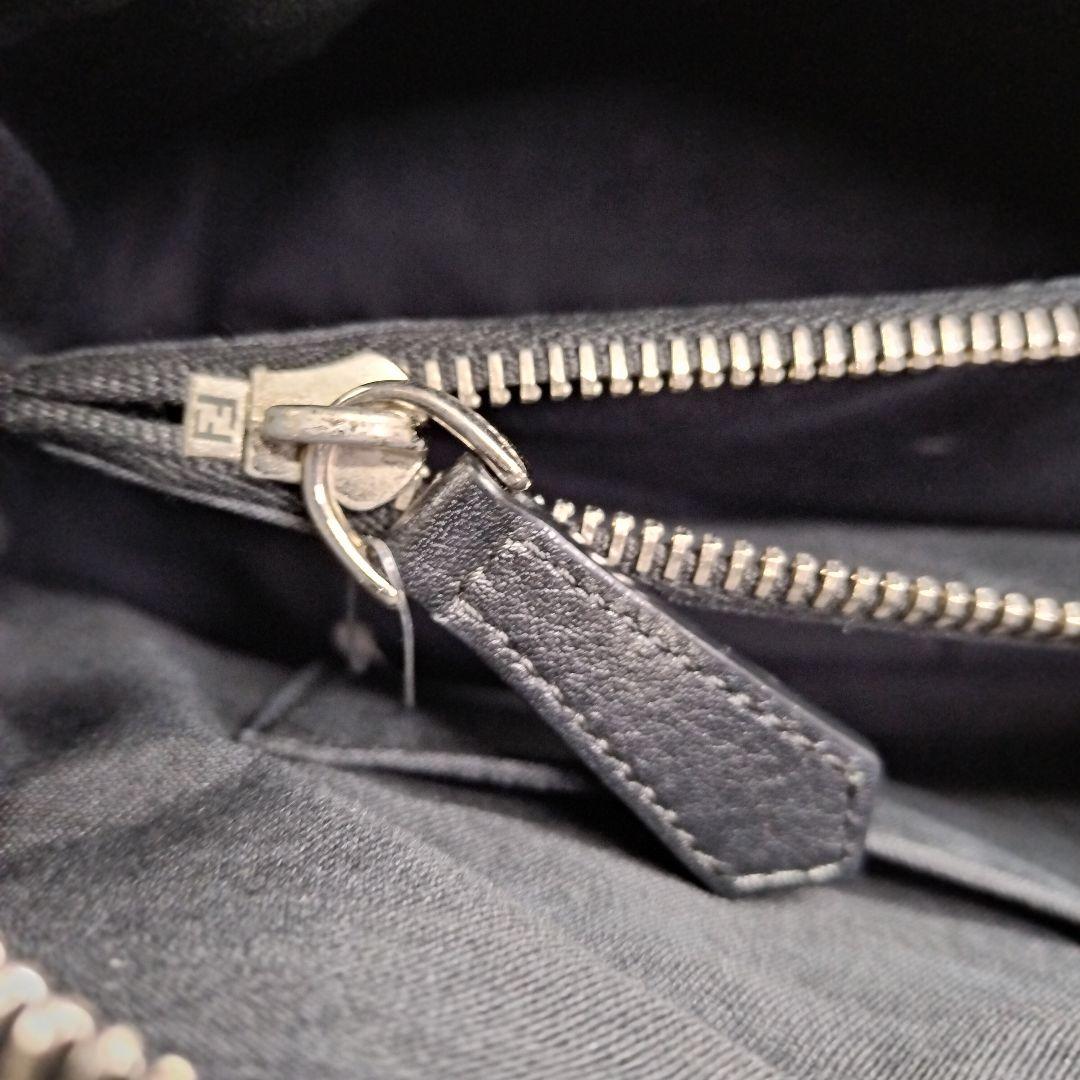 FENDI ブラックレザー バイザウェイ ショルダーバッグ