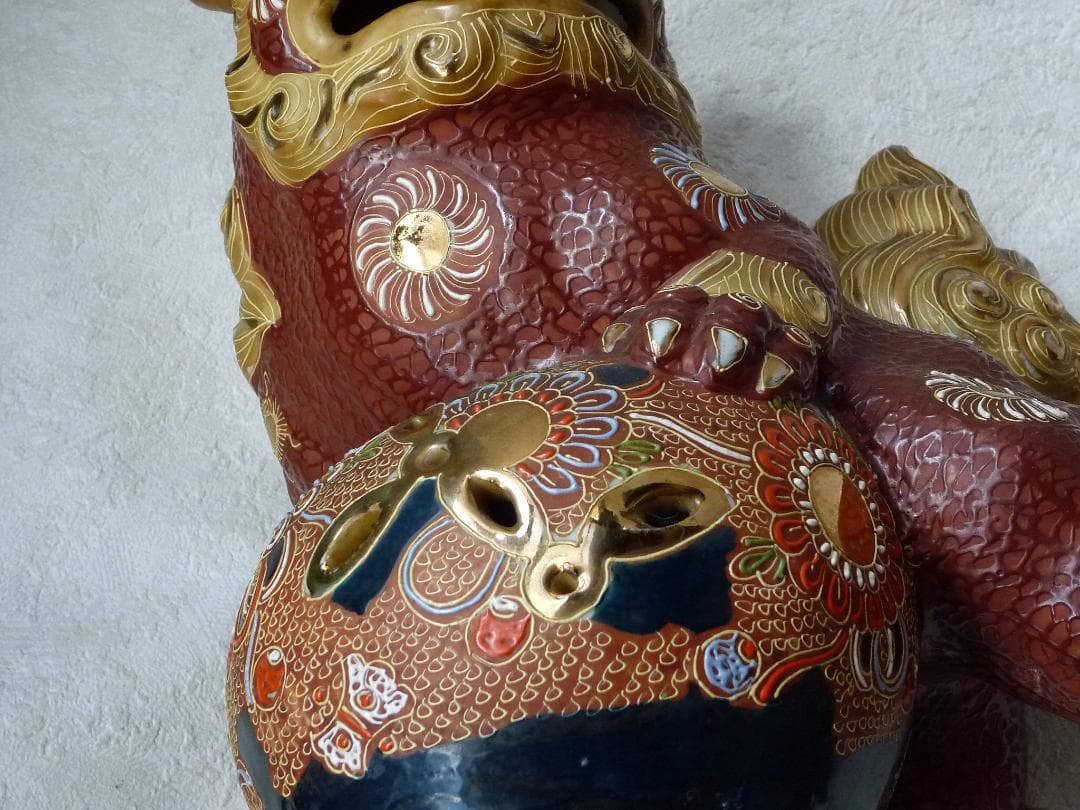 ☆★玉乗り獅子 九谷焼　陶器 置物☆★