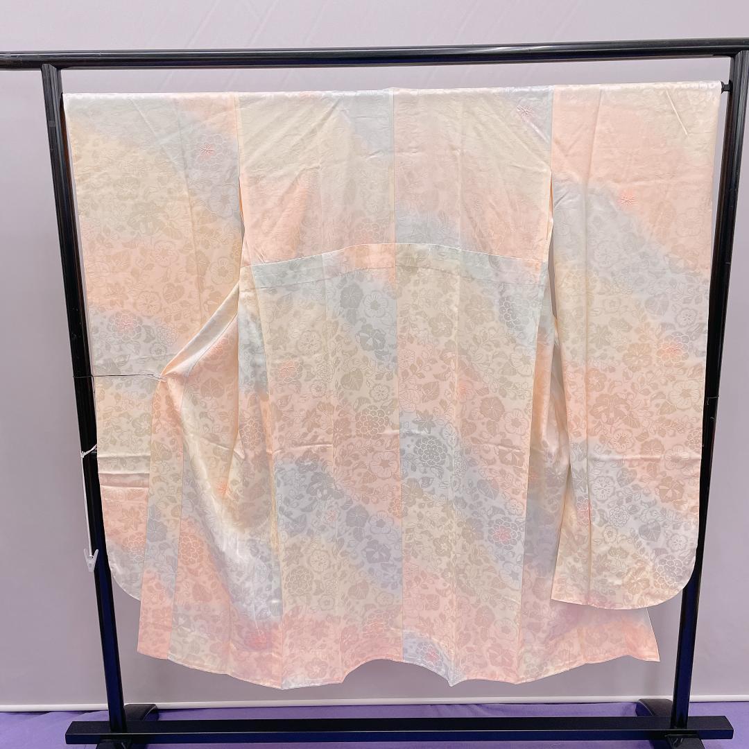 Y☆3883☆ 振袖 襦袢付き 袷 クリーム色 花柄 レトロ品