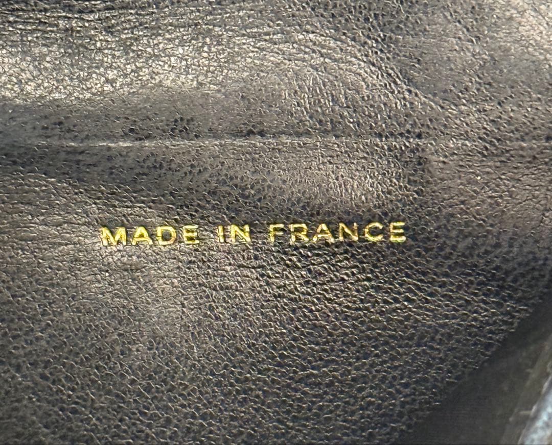 【CHANEL✨】二つ折り財布 キャビアスキン ブラック