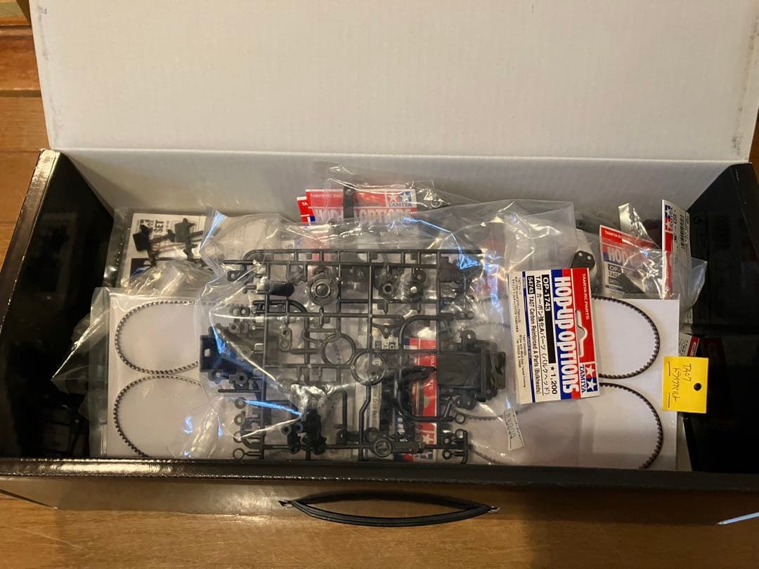 タミヤTA07PRO メカ OPパーツ多数付属