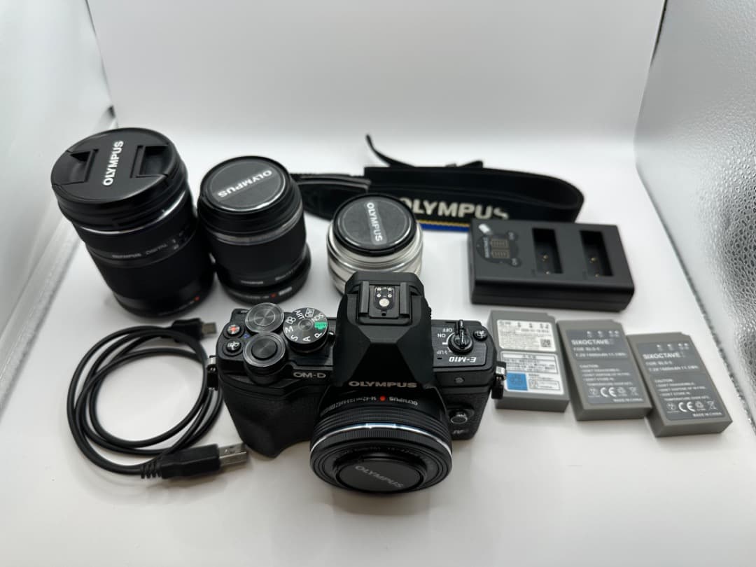 OLYMPUS OM-D E-M10 ダブルレンズキット