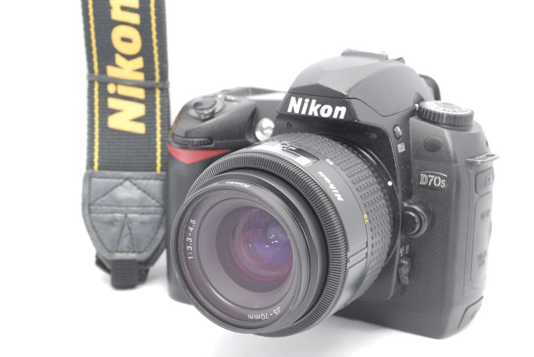 ✨CFカード付✨Nikon D70S✨バッテリー2個✨一眼レフ✨すぐ