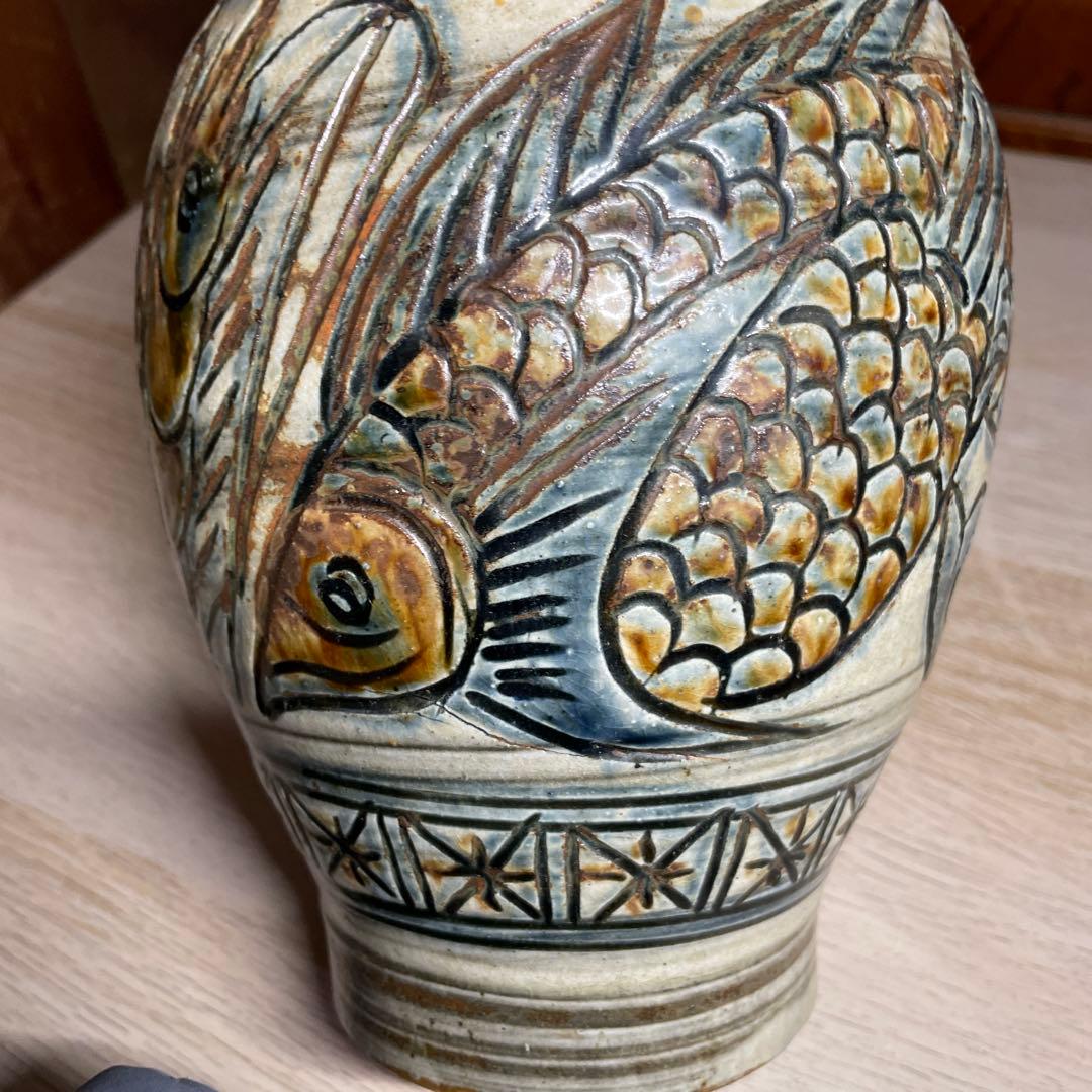 壷屋焼 金城次郎 海老魚文花瓶 箱なし - メルカリ