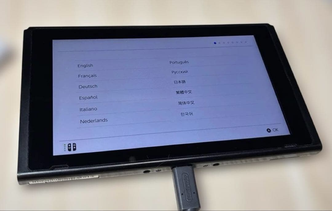 S*い様 Nintendo Switch 本体 （動作確認済み）