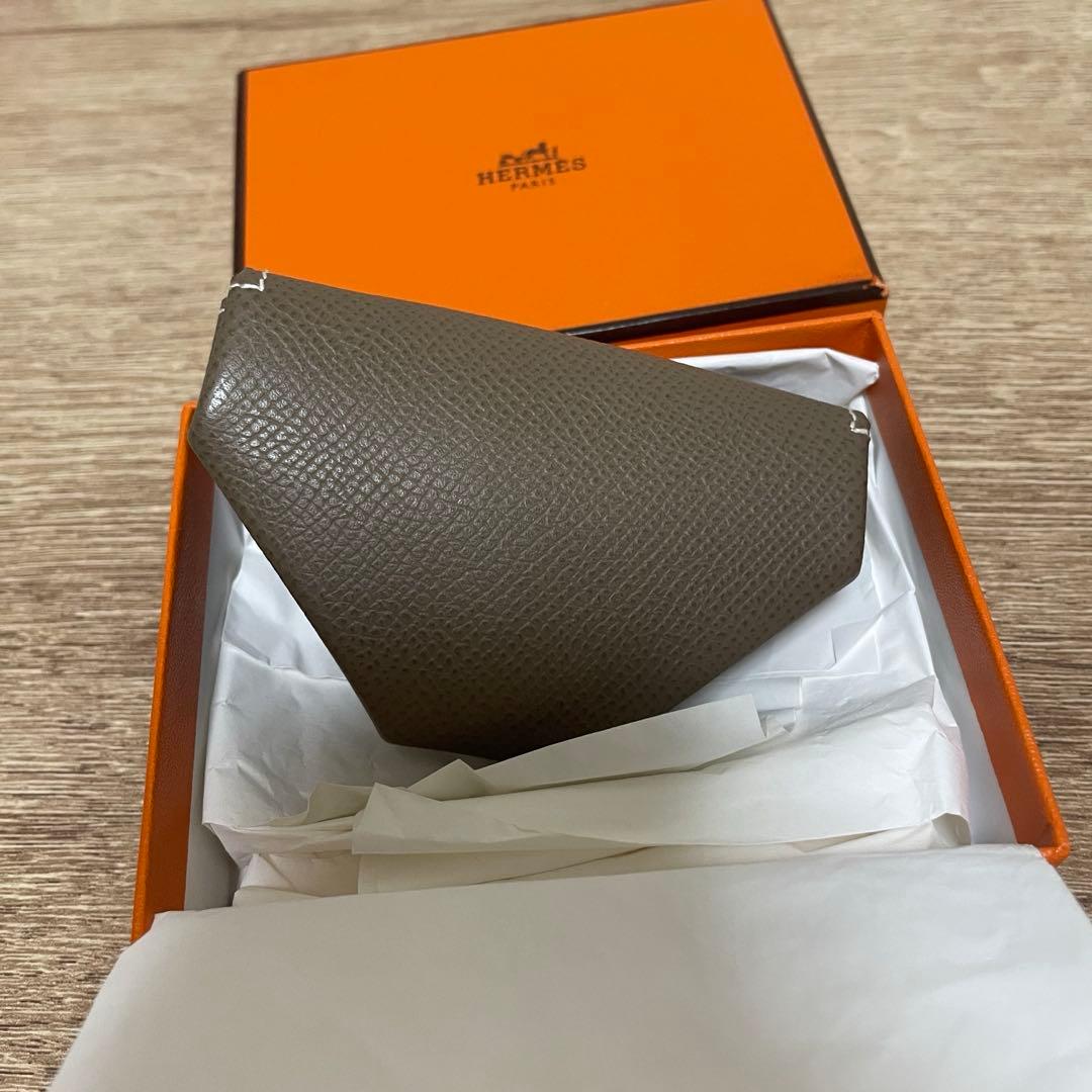 HERMES エルメス ルヴァンキャトル エトゥープ ケース 財布