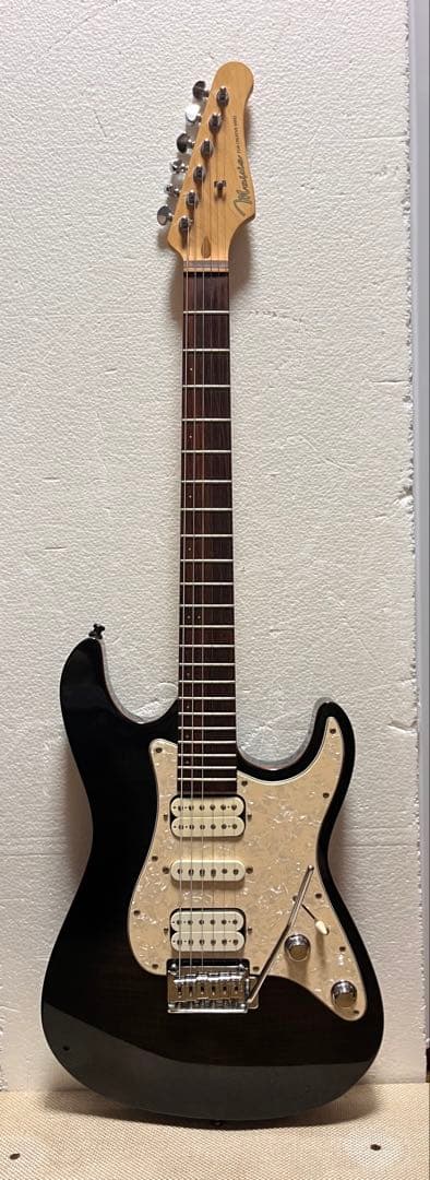 Mavis メイビスHSH ストラトキャスタータイプ