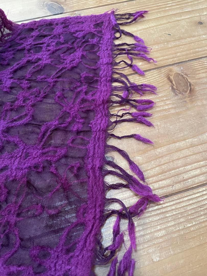 ⬇️ヨーガンレール　☆ 花フェルトスカーフ