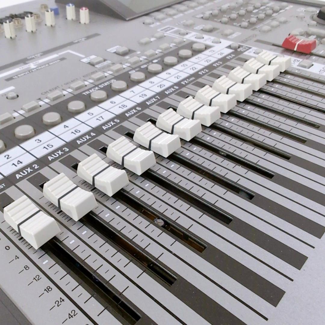 Roland ローランド VS-2400CD MTR マルチトラックレコーダー