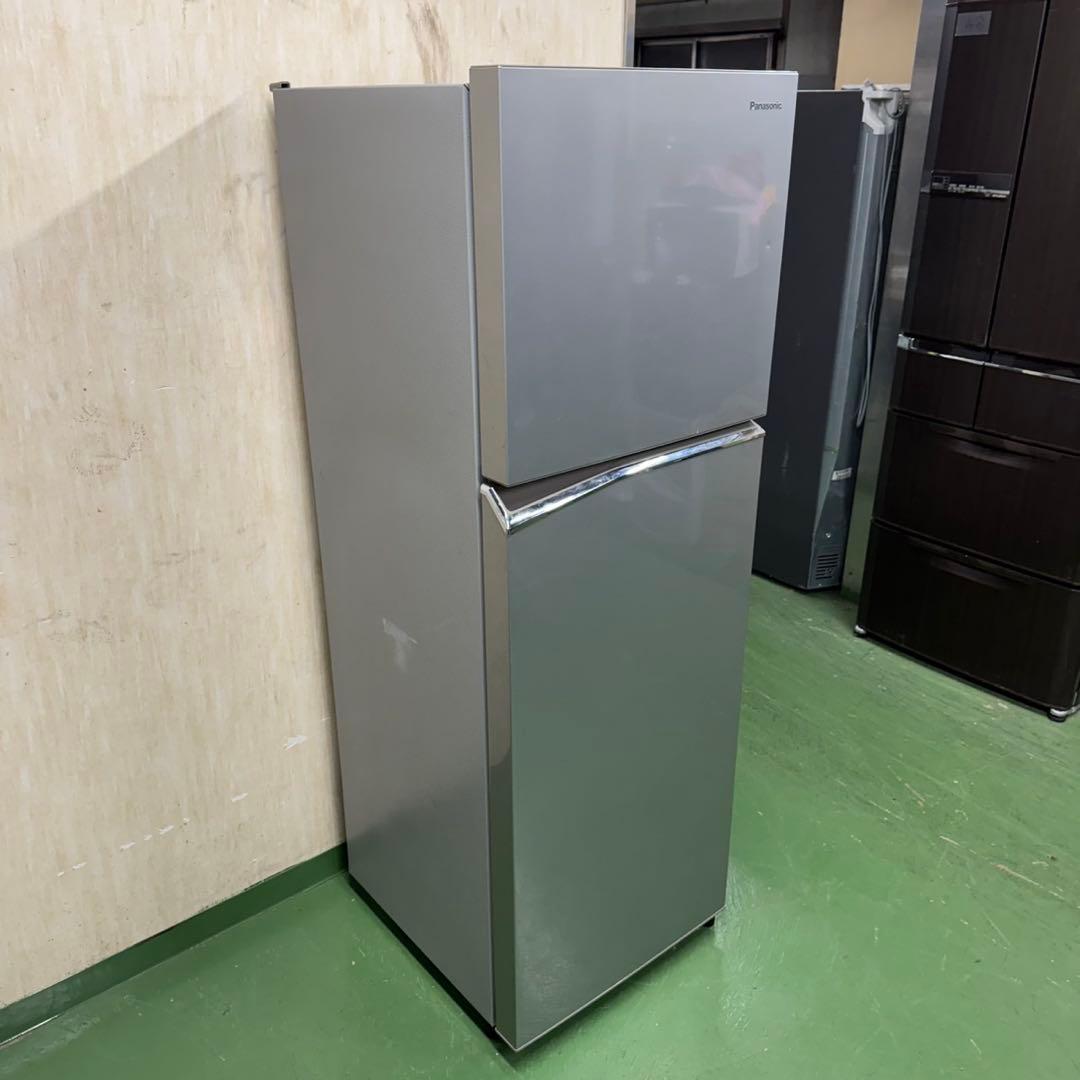 73★2022年製★パナソニック　冷蔵庫　大型　248L 一人暮らし　シルバー