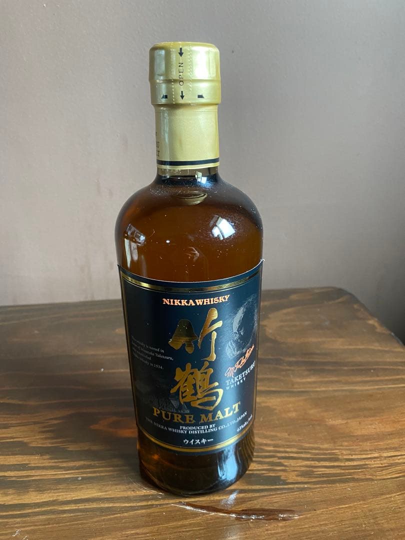 【送料無料】竹鶴 ピュアモルト 700ml 旧ラベル 新品未開封 2026年最新】竹鶴ピュアモルト旧ラベルの人気アイテム - メルカリ