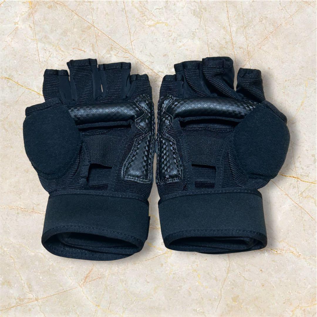 1回のみ使用】バーネススタイル ボクシンググローブ(M)・シューズ(M)セット