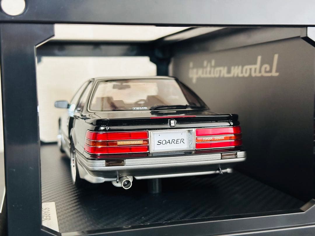ソアラ　　イグニッションモデル 1/18