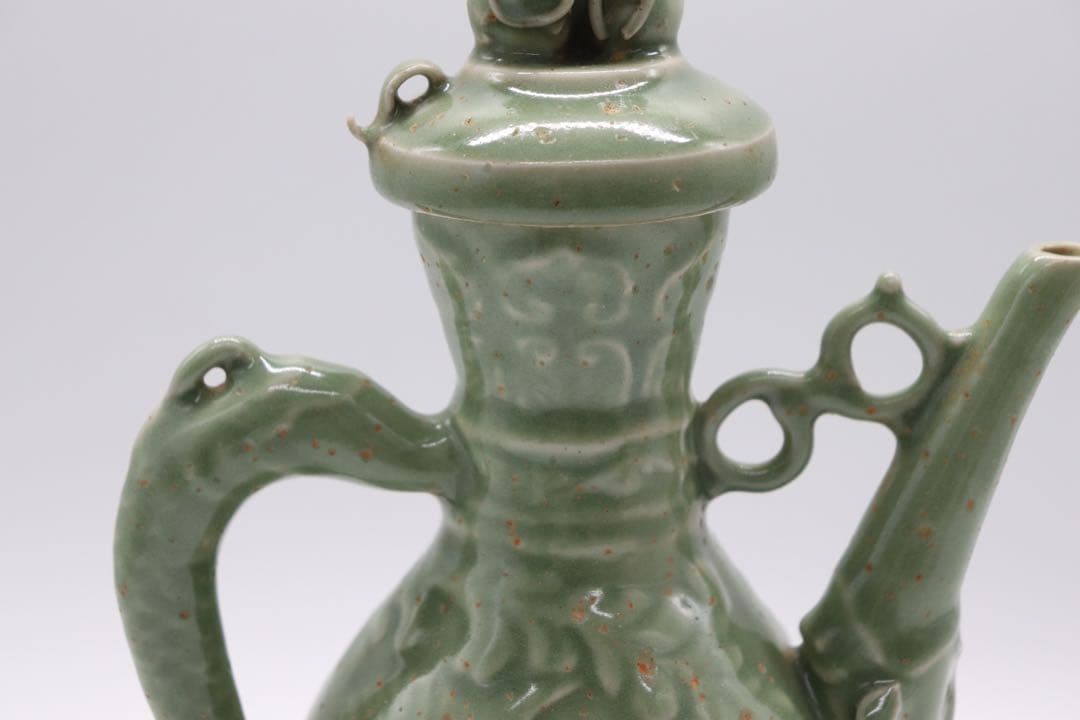 中国　青磁　水注　浮き彫り鳳紋　送料込み0416