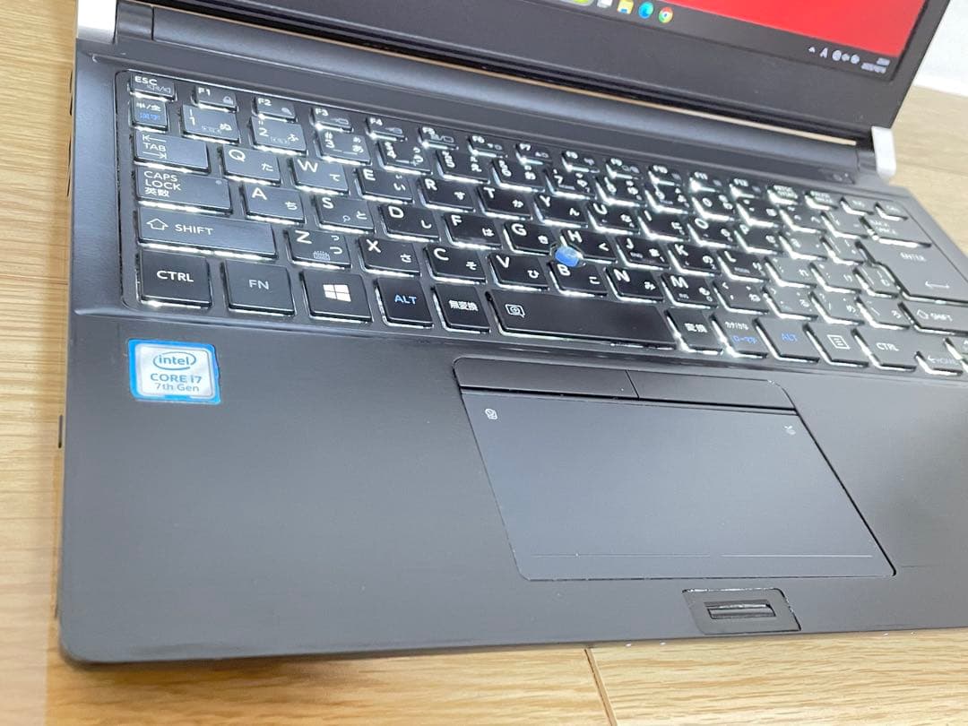 東芝 Dynabook FHD Core i7-7500U 8GB 256GB