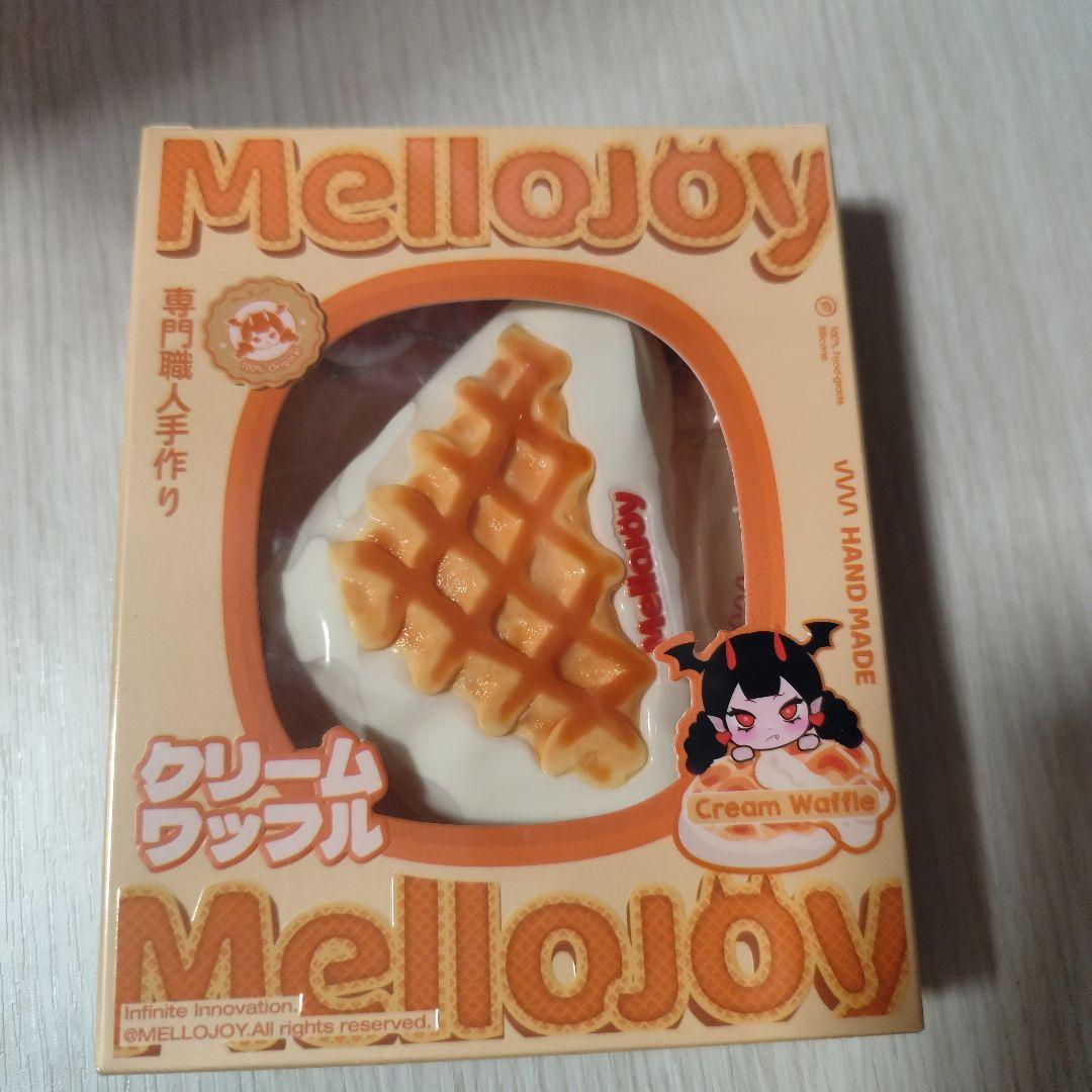 Mellojoy クリームワッフル 三角 - メルカリ