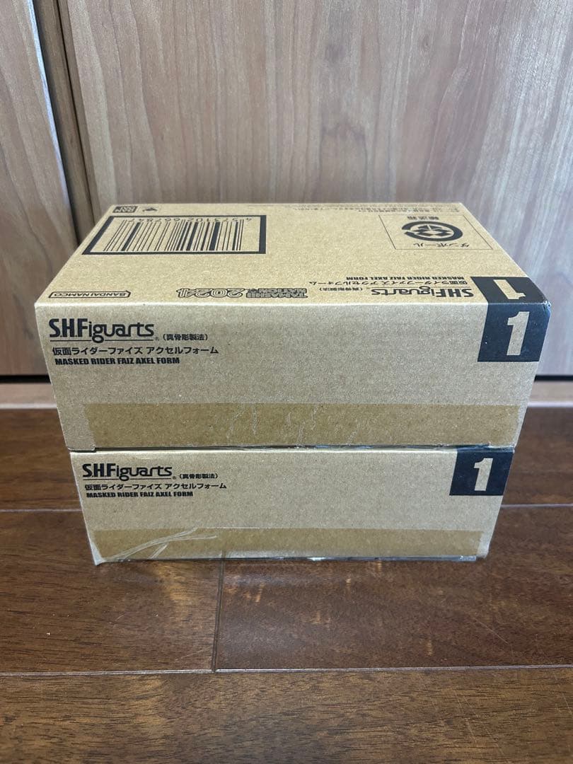 S.H.Figuarts（真骨彫製法） 仮面ライダーファイズ アクセルフォーム
