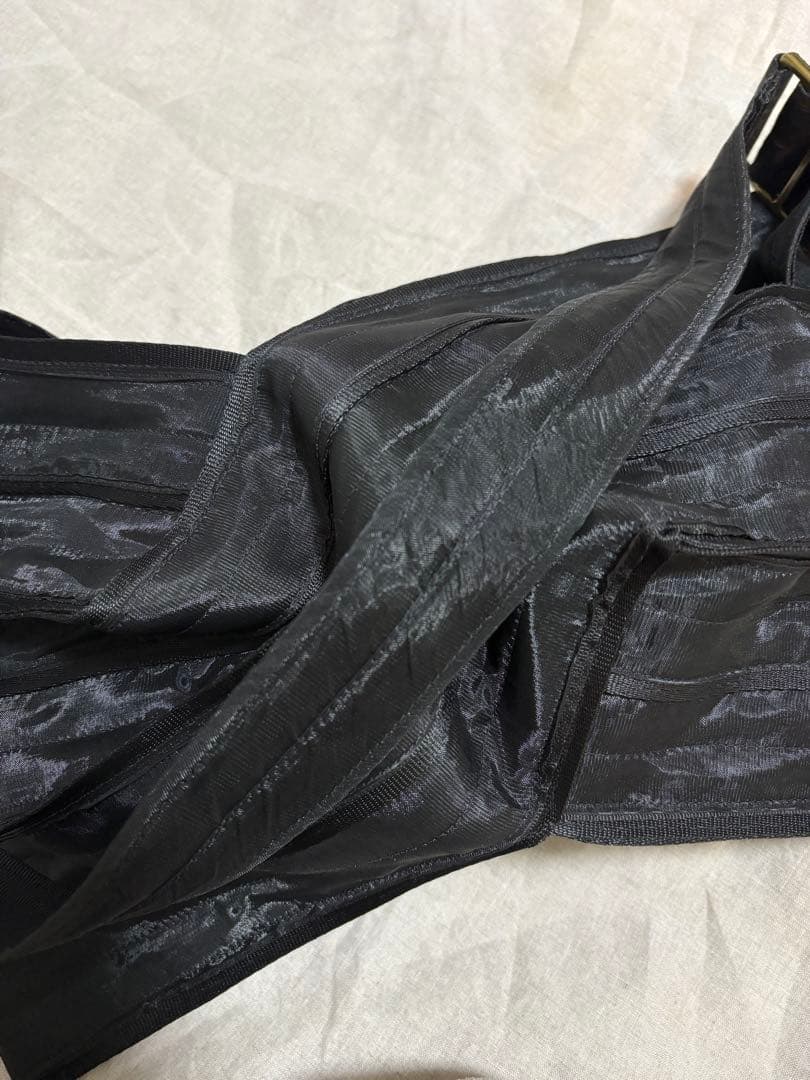 カオパオシュウ　黒　ブラック