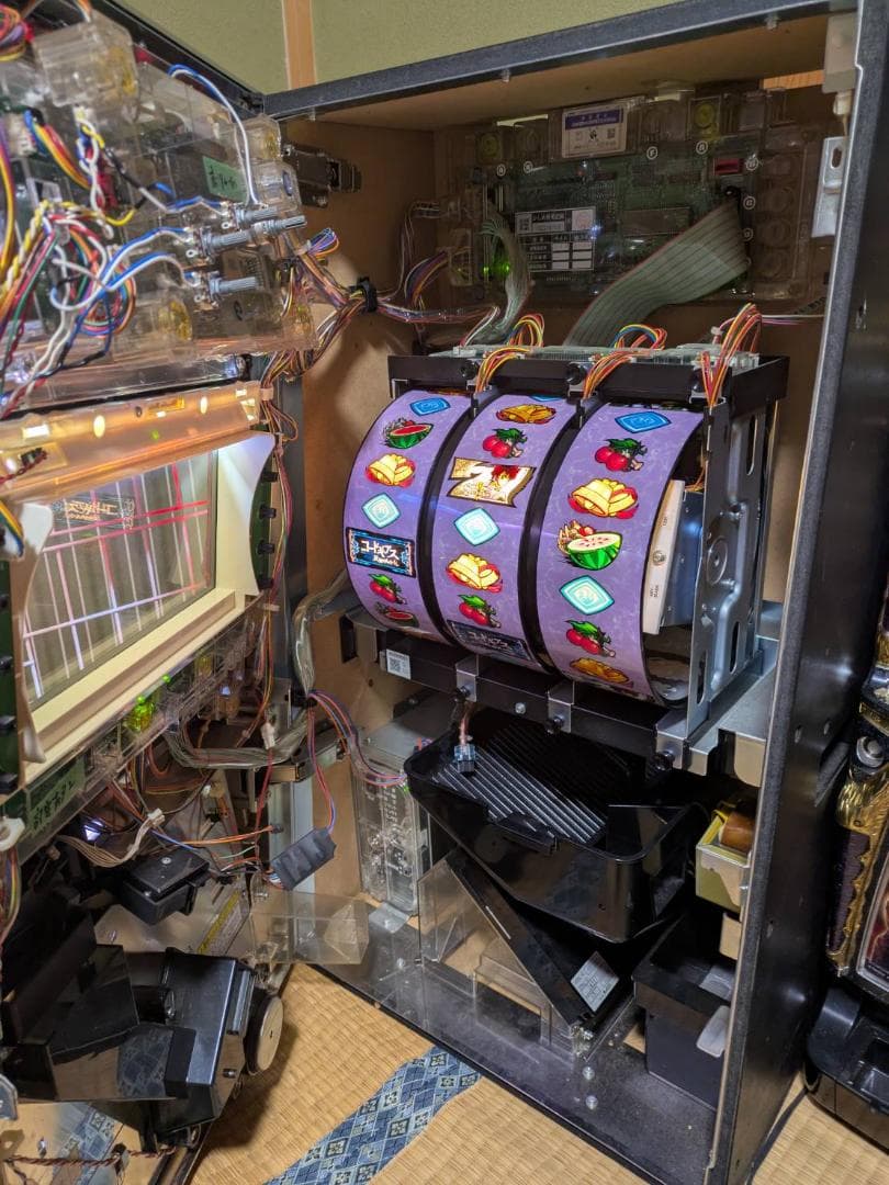 初代コードギアス実機 コイン不要機付き