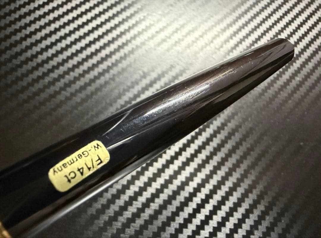 未使用に近い モンブラン No.221 ブラック F 細字 万年筆 - メルカリ