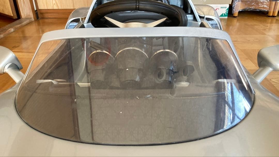 電話　ミニカー　トイザラス　アヴィーゴ　6v ポルシェ918 電動自動車