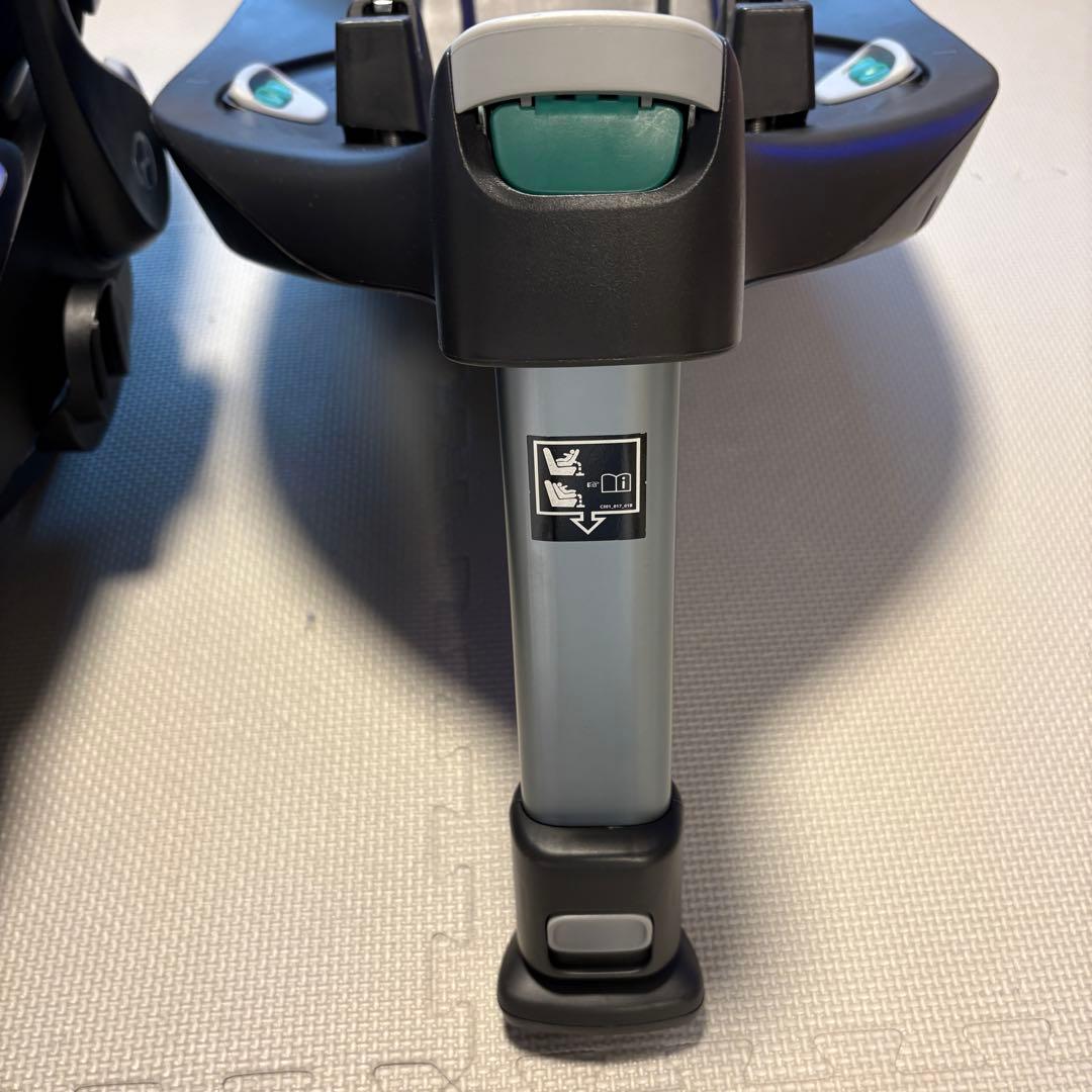 cybex CloudZ i-size ベースあり ワンオーナー