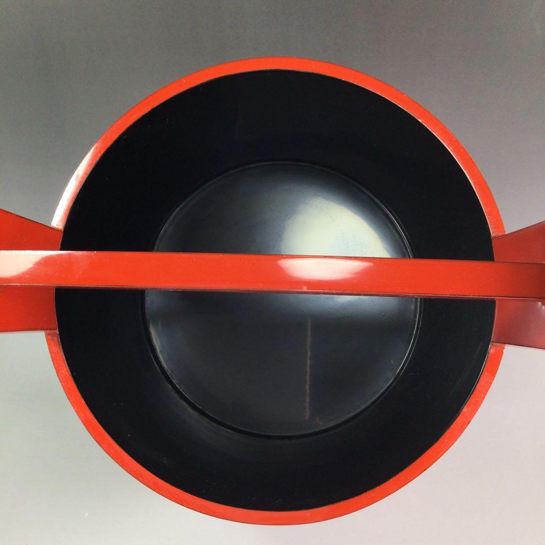 Ｐ８８７　水指　『藤波作』『朱塗内黒』『手桶水指』　共箱　茶道具