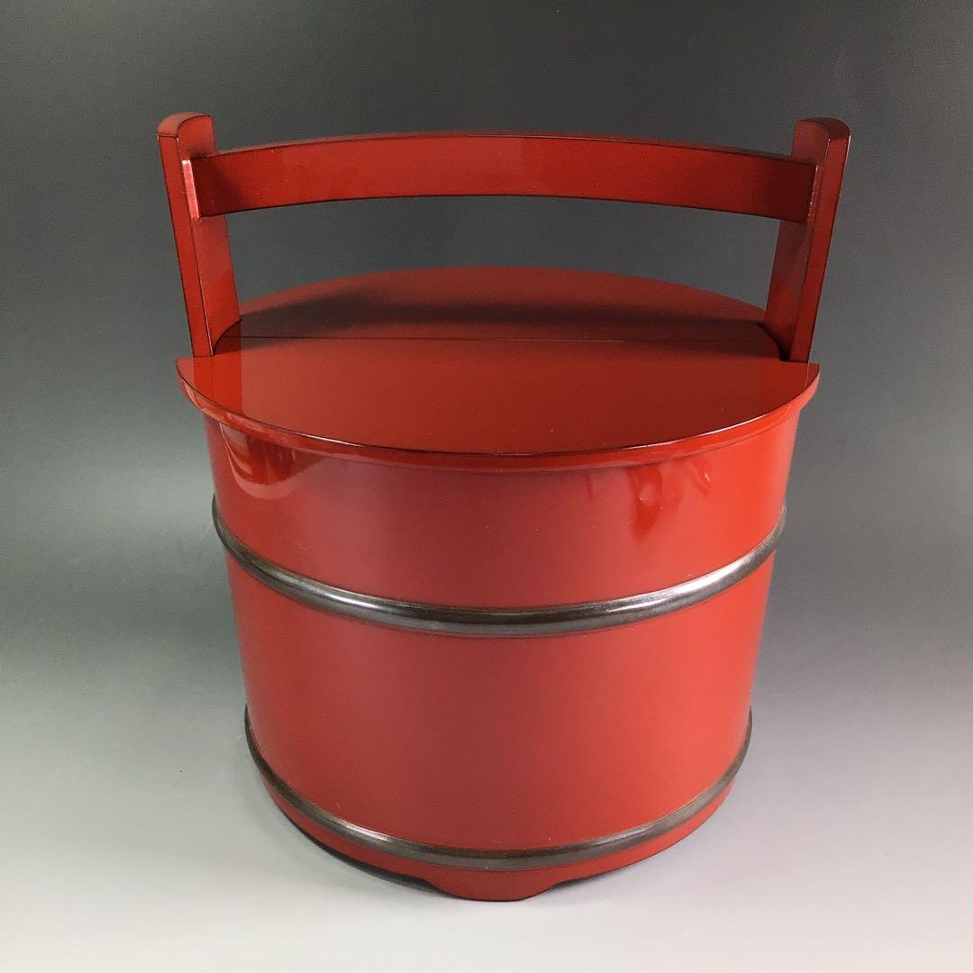 Ｐ８８７　水指　『藤波作』『朱塗内黒』『手桶水指』　共箱　茶道具