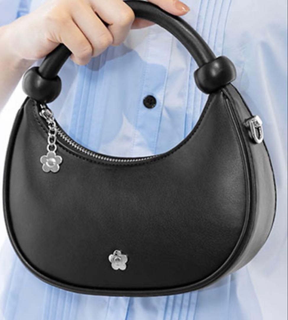 新品未使用！ハーフムーンメタルデイジー 2WAYショルダー　MARY QUANT