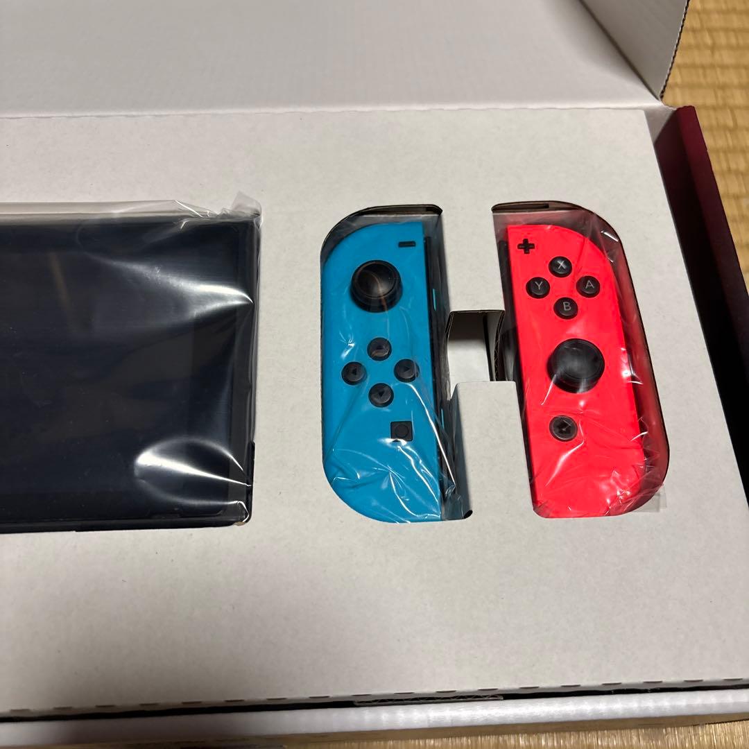 k*4様 Nintendo Switch ネオンブルー/ネオンレッド 本体　訳あ