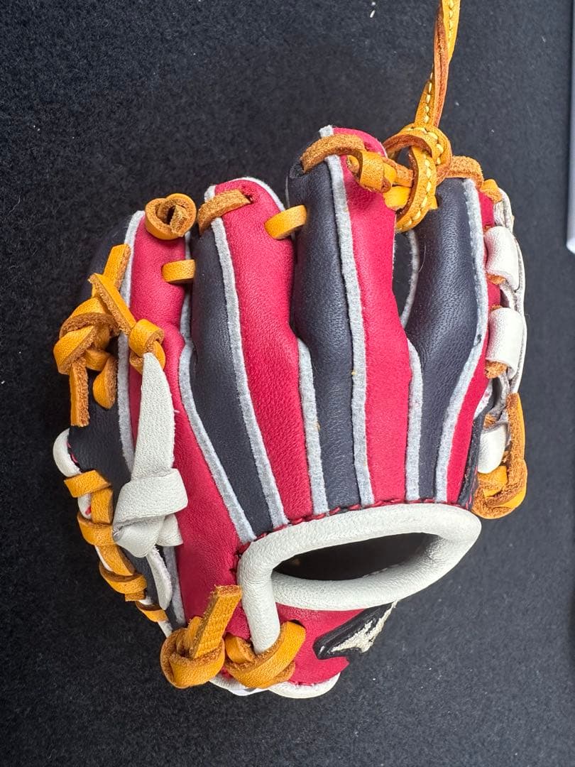 希少！2023 WBC 記念品 ミズノ社製（公式）ミニチュアグラブストラップ