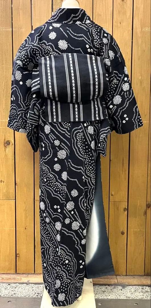 中古】 絞り小紋 小紋 小紋着物 レディース 正絹 黒 赤 ゆったりサイズ