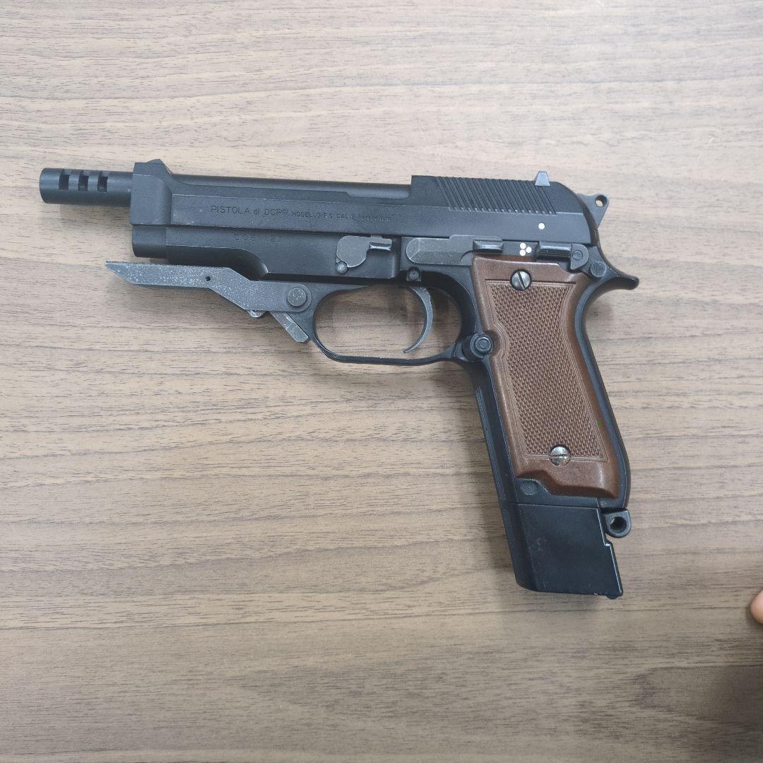 だんごむし東京マルイM93R 充電器 バッテリー 多弾マガジン×1本