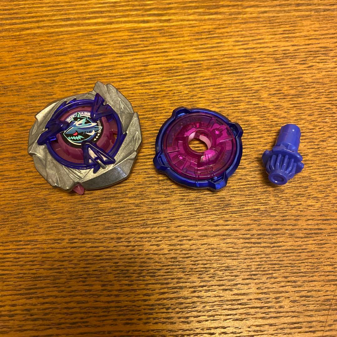 シャークスケイル4-50UF 高重量 38.0g ベイブレードX - メルカリ